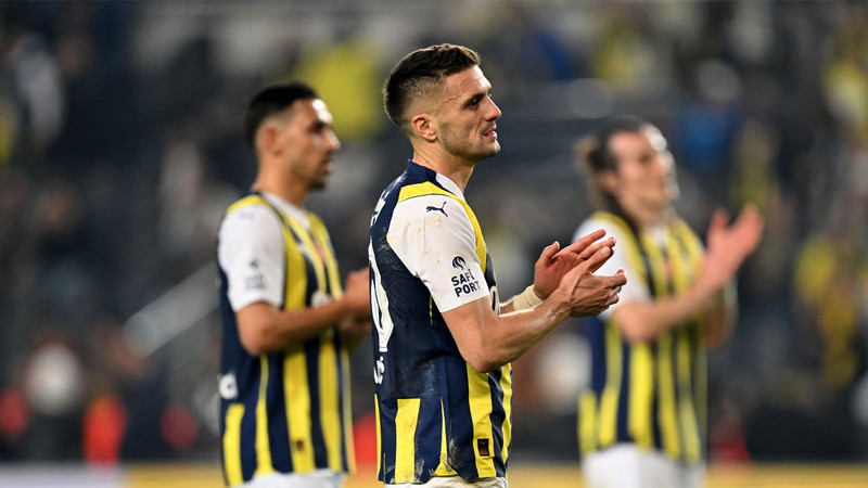 Fenerbahçe'de Dusan Tadic, Alanyaspor maçındaki 2-2 beraberlik sonrası öz eleştiride bulundu ve birlik çağrısı yaptı