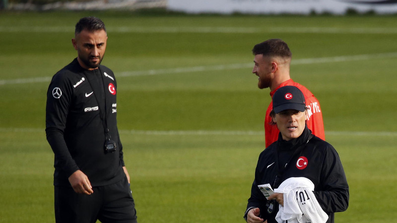 Selçuk Şahin, Galatasaray-Sparta Prag maçını takip edecek! Can Uzun açıklaması...