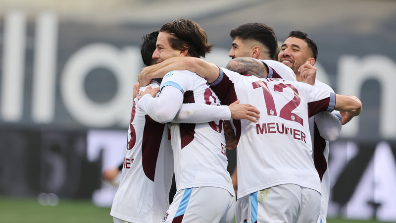 ÖZEL | Son 3 maçta 3 galibiyet alan Trabzonspor'da yüzler gülüyor