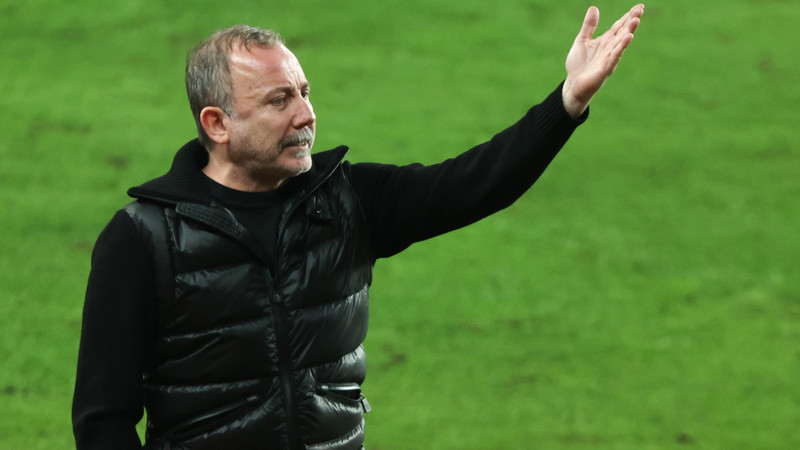 Bitexen Antalyaspor Teknik Direktörü Sergen Yalçın: Bu galibiyet bizi rahatlattı