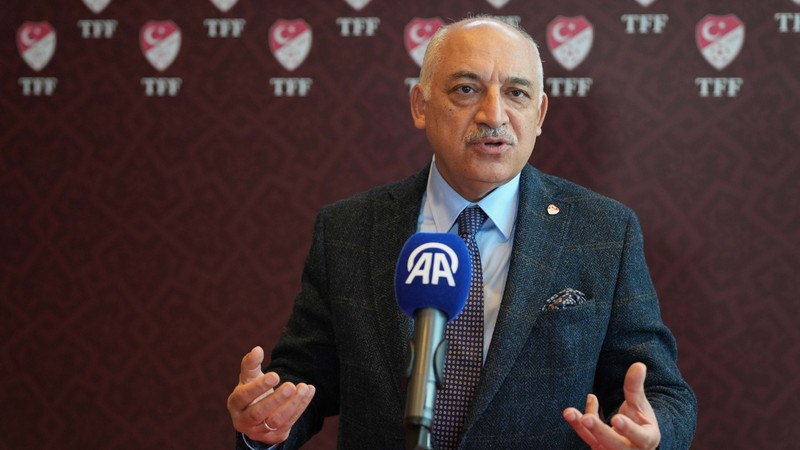 TFF Başkanı Büyükekşi'den son dakika açıklaması! Süper Lig'de play-off oynanacak mı?