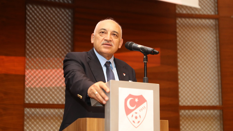 TFF Yönetim Kurulu Süper Lig, 1. Lig ve alt liglerin kulüp başkanlarına iftar verdi: Dostluk, sevgi ve kardeşliğe çok ihtiyacı var