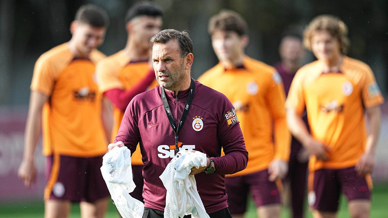 Galatasaray'da Okan Buruk'tan Süper Kupa kararı: Oyuncularını böyle motive ediyor