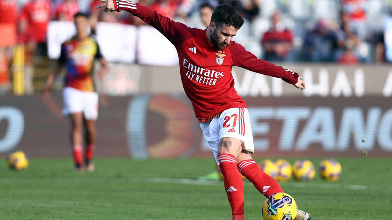 Galatasaray'da Rafa Silva ısrarı!