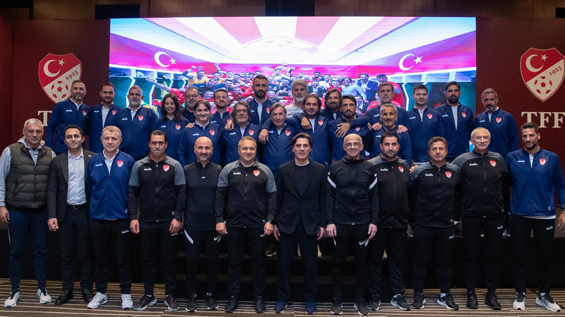Vincenzo Montella, UEFA Pro Lisans Programı'na konuk oldu