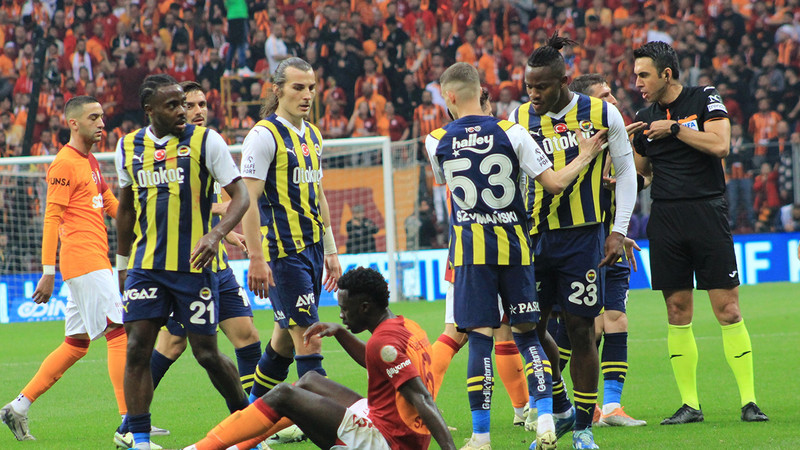 Galatasaray'ın yıldızları kımıldayamadı! Mertens, Ziyech, Barış Alper, İcardi hepsi dondu kaldı