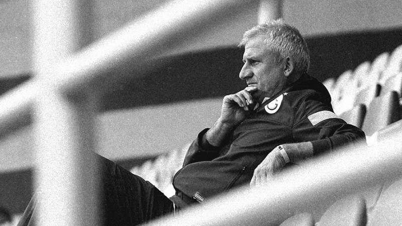 Galatasaray'ın eski futbolcusu Metin Çekiçler vefat etti