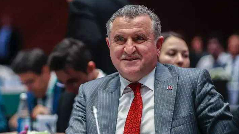 Gençlik ve Spor Bakan Bak, UEFA finallerine ev sahipliğini değerlendirdi