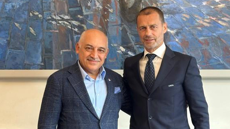 UEFA Başkanı Ceferin'den Mehmet Büyükekşi'ye tebrik