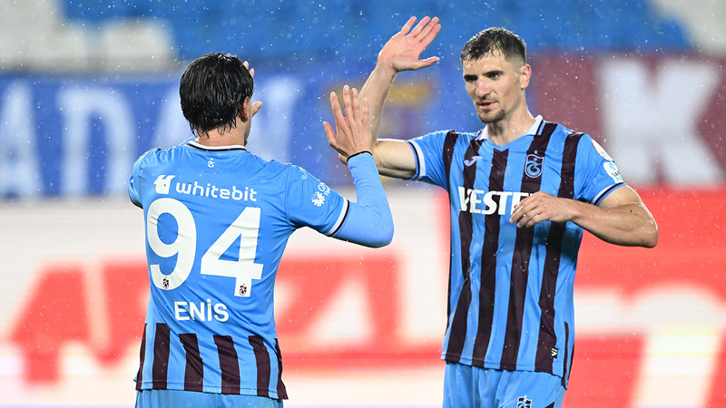 Trabzonspor, 1 yıl öncesinden anlaşmayı bitirdi