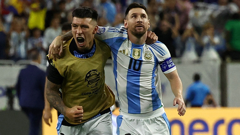 Messi penaltı kaçırdı, arkadaşları turu kurtardı!