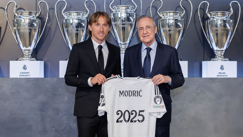 Luka Modric 1 yıl daha Real Madrid'de!