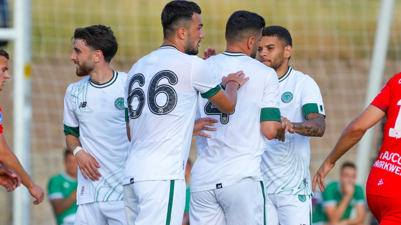 Konyaspor, Almere City'yi 3-2 yendi