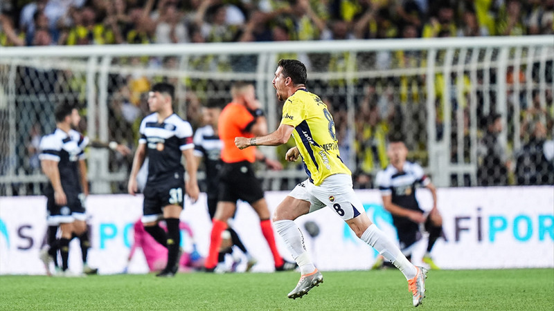 UEFA Şampiyonlar Ligi'nde 2. eleme turunun 7 maçı oynandı