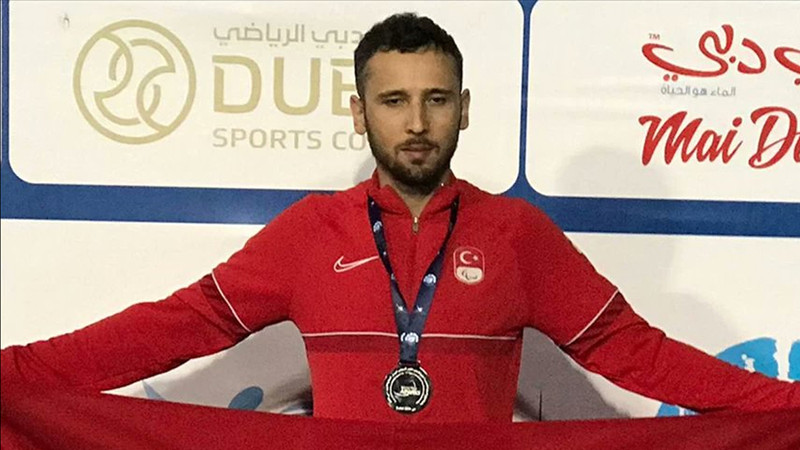 Oğuz Akbulut, 50.68'lik dereceyle 400 metre T12 finalinde 4. oldu