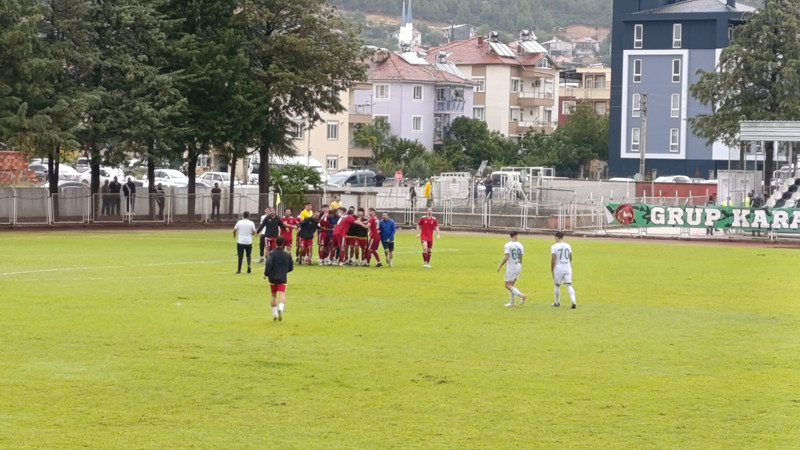 Bucak Belediye Oğuzhanspor, penaltılarda tur atladı