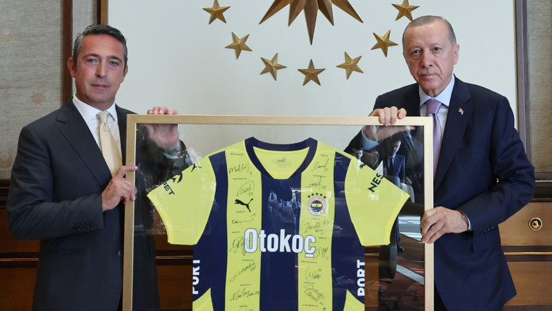 Cumhurbaşkanı Erdoğan, Fenerbahçe Başkanı Ali Koç'u kabul etti