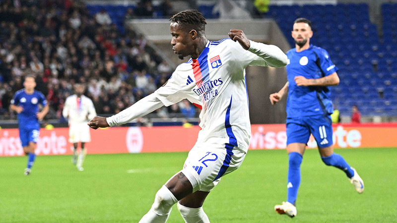 Wilfired Zaha kadro dışı bırakıldı! Lyon yaptırım uyguladı