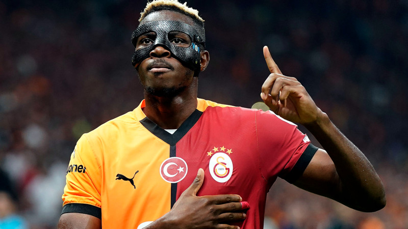 Victor Osimhen: İstanbul'a geldiğimde havaalanında bu kadar çok insanı görmek muhteşemdi