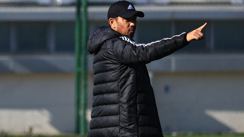 Beşiktaş'ta Giovanni van Bronckhorst'a karşı 'izin' isyanı!