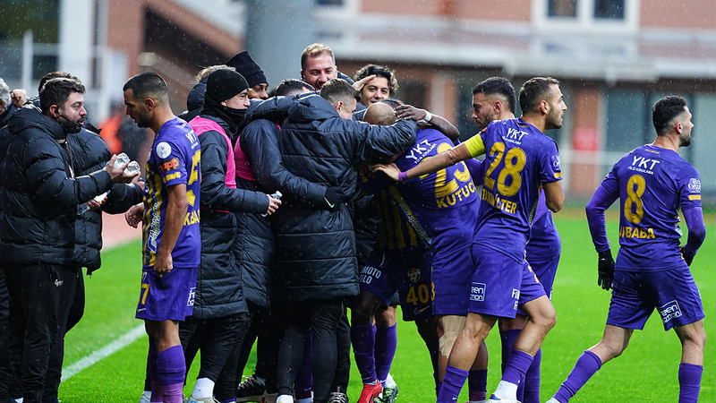 Galatasaray maçı öncesi Eyüpspor'a Melih Kabasakal, Robin Yalçın ve Ahmed Kutucu şoku