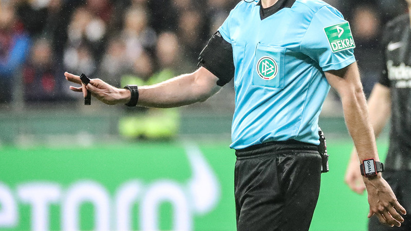 UEFA Avrupa Ligi'nde Beşiktaş, Fenerbahçe ve Galatasaray'ın maçlarını yönetecek hakemler açıklandı!