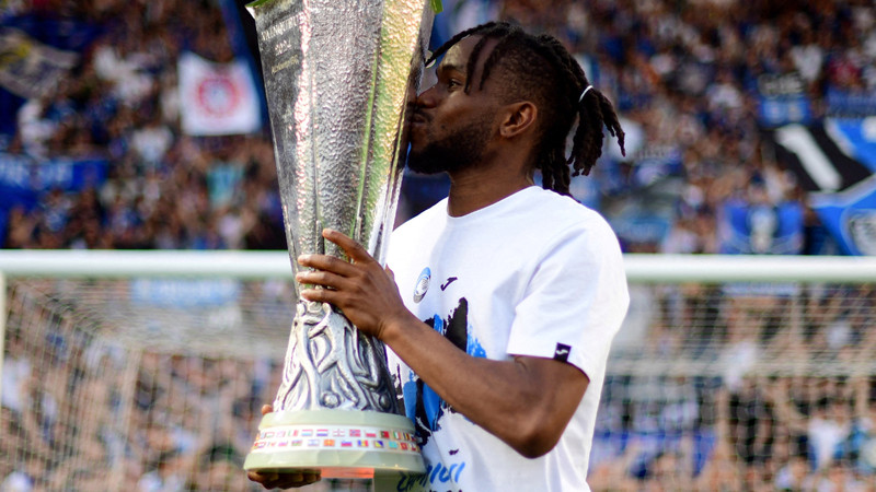 Yılın Afrikalı erkek oyuncusu Ademola Lookman oldu!
