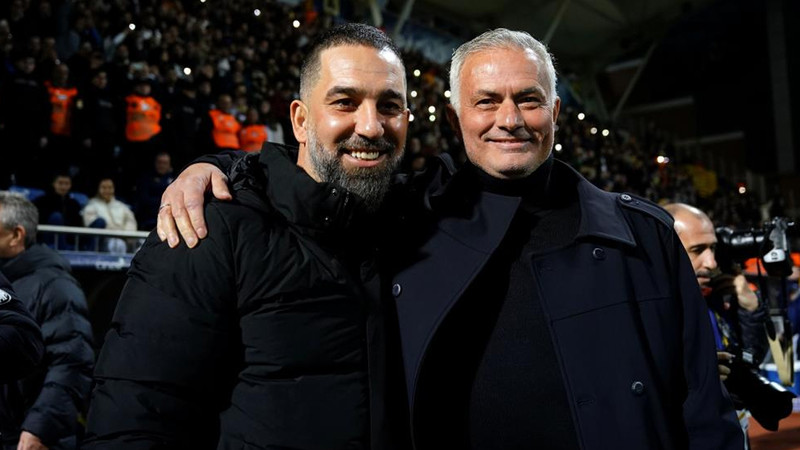 Jose Mourinho'dan Eyüpspor isyanı: Kavga eden 200 kişi vardı
