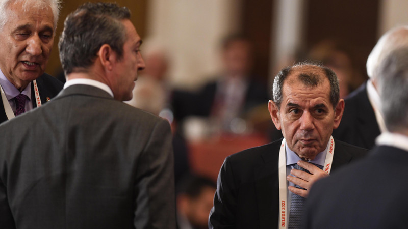 Dursun Özbek'ten Ali Koç'a: İlkokuldaki çocuklara bile anlatsanız inandıramayacağınız hikayelere...