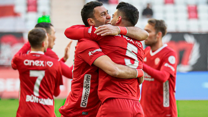 MAÇ SONUCU | Antalyaspor 2-1 Kasımpaşa (Trendyol Süper Lig)