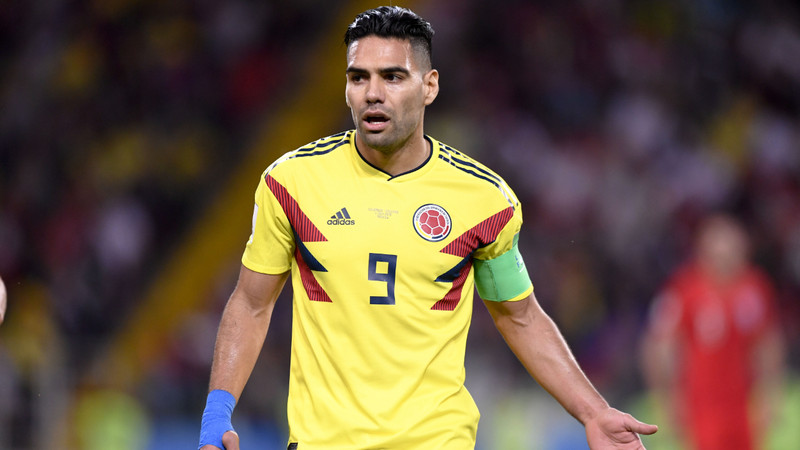 12 kupalı UEFA Şampiyonu Radamel Falcao futbolu bıraktı