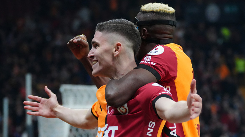 Beşiktaş maçı öncesi Galatasaray'da Osimhen ve Sallai korkusu
