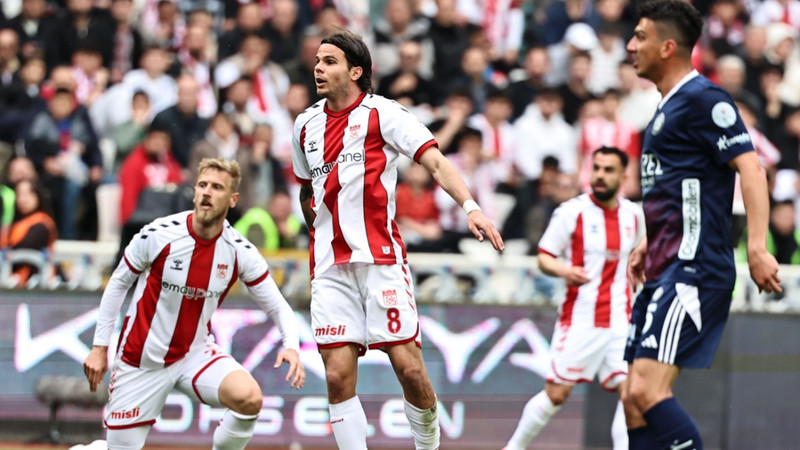 MAÇ SONUCU | Sivasspor 2-0 Antalyaspor (Süper Lig)