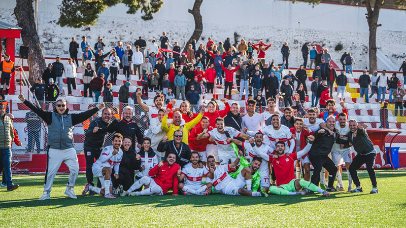 Şampiyonluğu Aliağa Futbol'a kaptıran Ayvalıkgücü avantaj peşinde