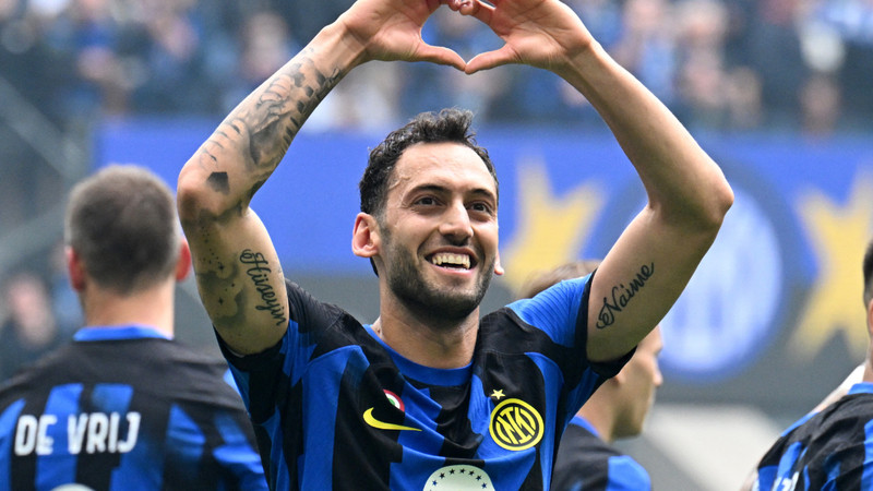 Inter'den Hakan Çalhanoğlu açıklaması: Ayrılacağına dair işaret yok
