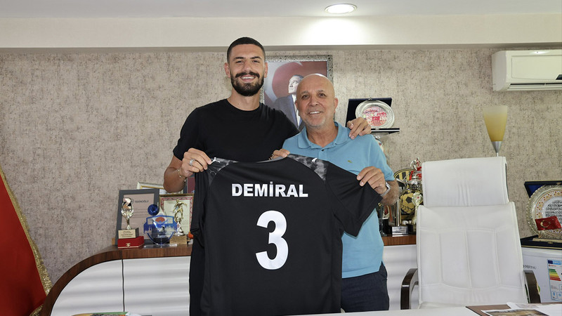 Milan, Thiaw'ı Newcastle'a sattı Merih Demiral için görüşmelere başladı