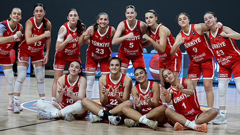 16 Yaş Altı Kız Milli Basketbol Takımı çeyrek finalde