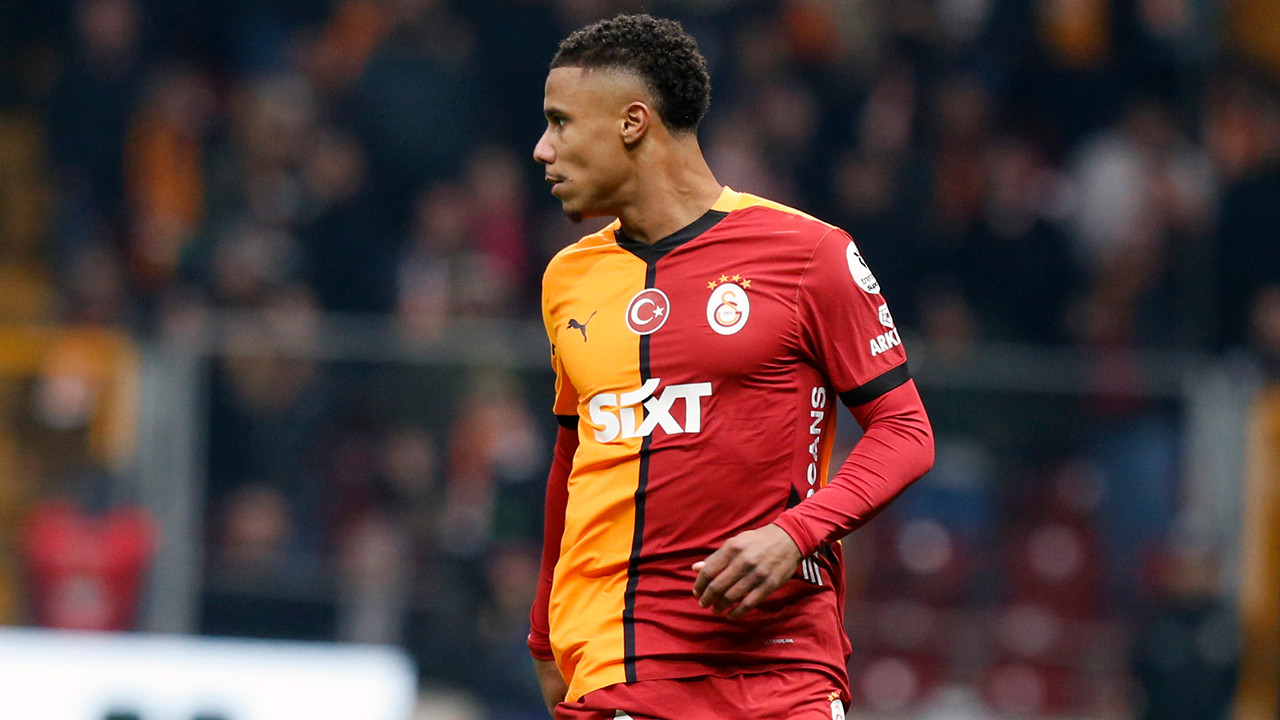Milan, Ismail Jakobs'u gündemine aldı