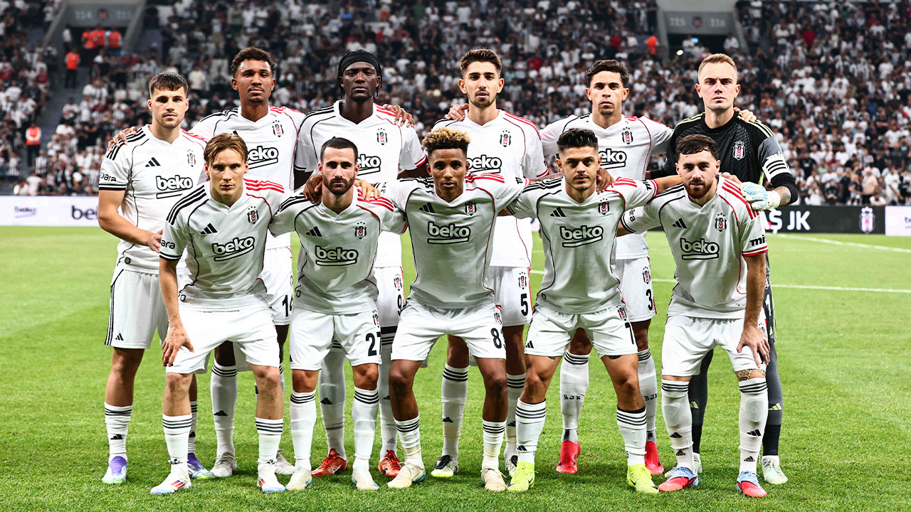 Taraftarlar ile bağı tamamen koptu! Milot Rashica ayrılmak istiyor