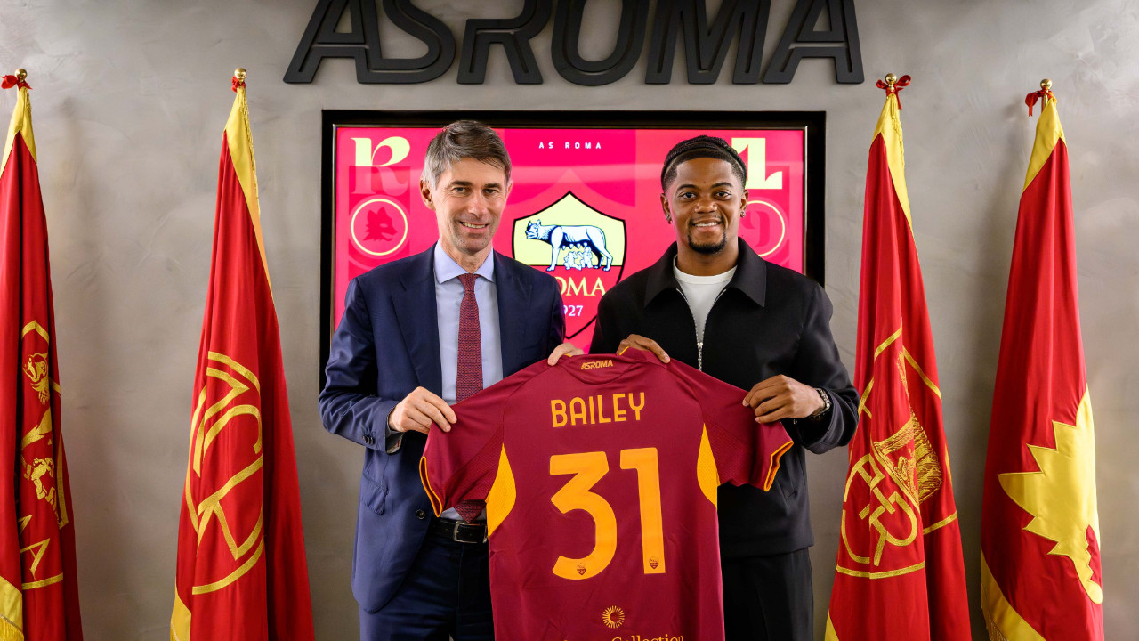 Fenerbahçe ve Beşiktaş'ın transfer listesinde olan Bailey Roma'ya gitti