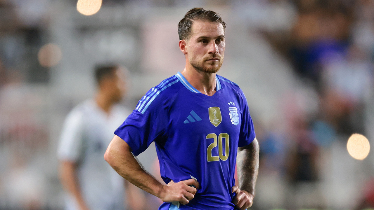 Alexis Mac Allister Arjantin Milli Takımı formasıyla.