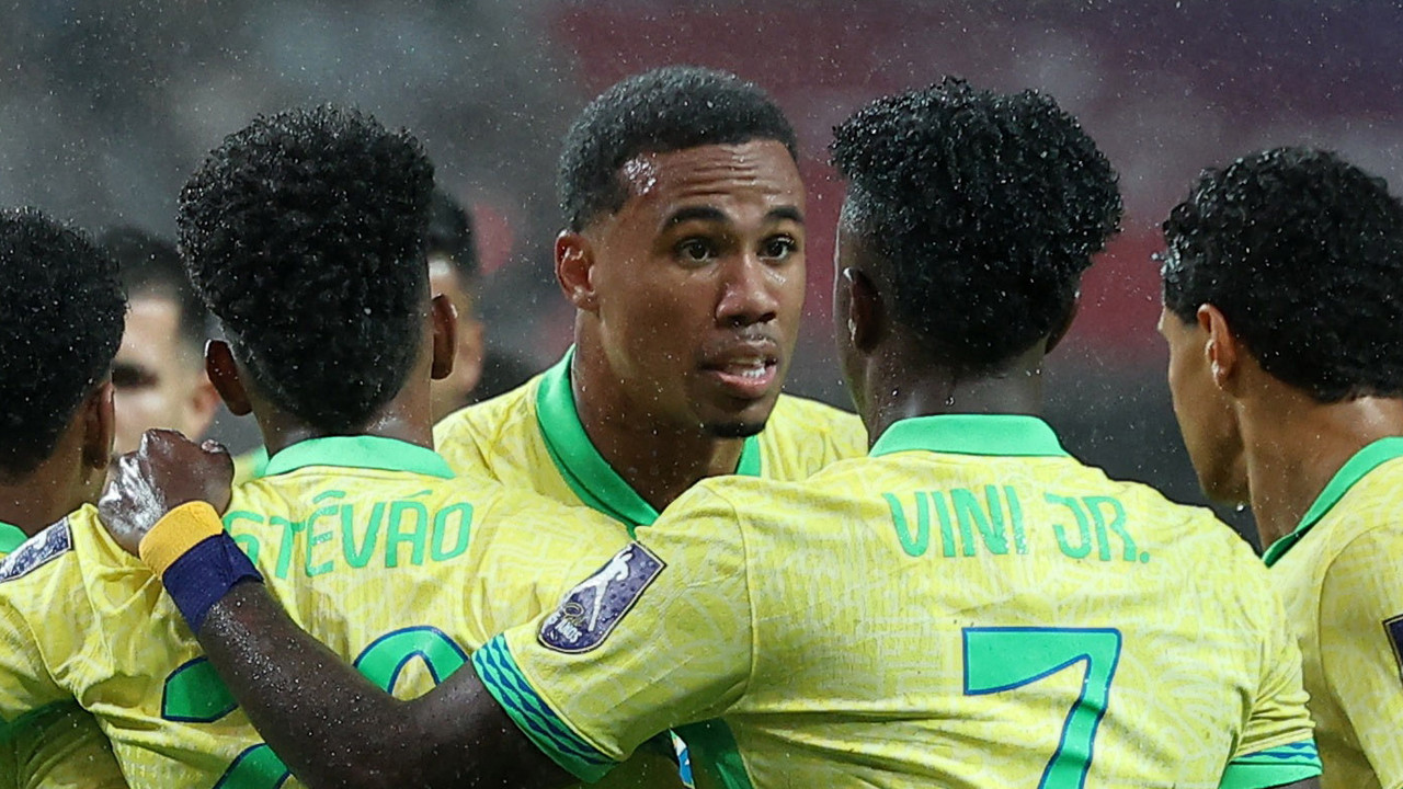 Gabriel Magalhaes Brezilya Milli Takımı formasıyla.