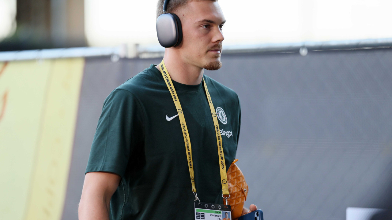 Beşiktaş Filip J&ouml;rgensen transferi i&ccedil;in Liam Roserior ve Chelsea'yi bekliyor