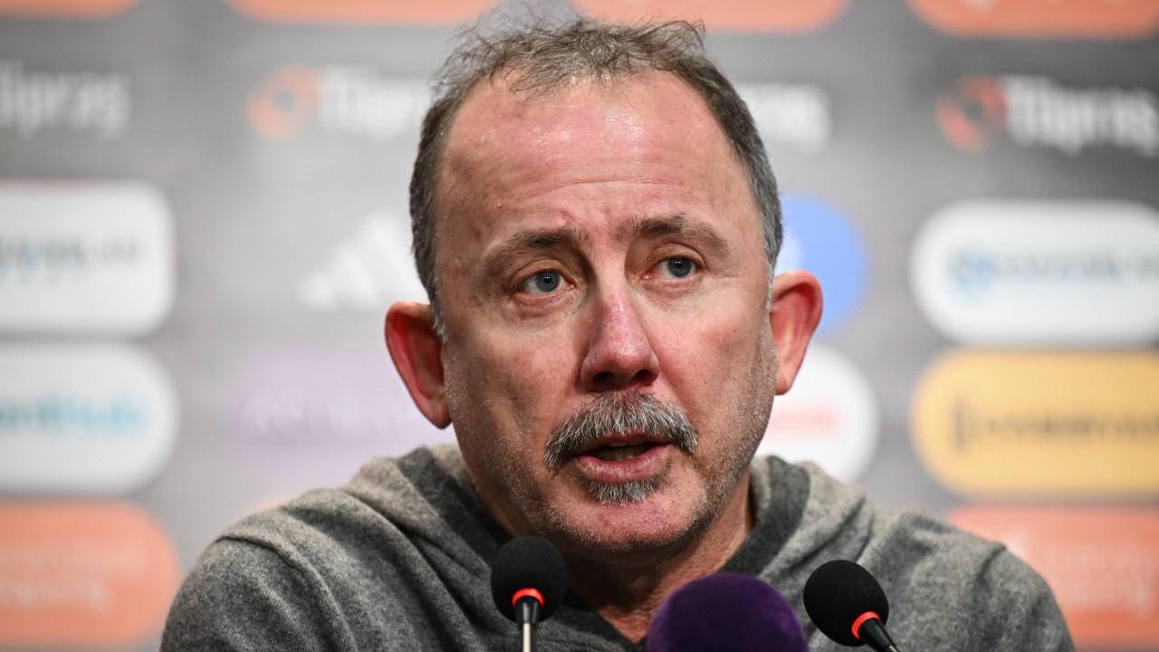 Sergen Yal&ccedil;ın'ın 'cuma g&uuml;n&uuml;ne kadar bitecek' dediği transfer Emmanuel Agbadou &ccedil;ıktı